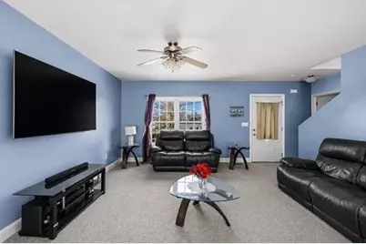 563 Woodman St, Fall River, MA 02724 - Photo 6