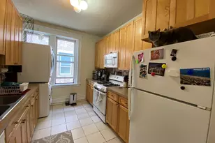 9 Braemore Rd, Boston, MA 02135 - Photo 4