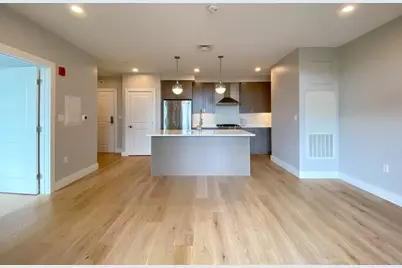 1650 Commonwealth Ave #404, Boston, MA 02135 - Photo 6