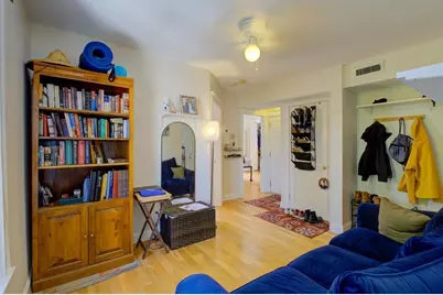 233 Cardinal Medeiros Avenue #2, Cambridge, MA 02141 - Photo 4