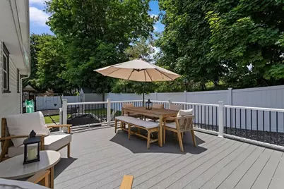 6 Oakland Ave, Tewksbury, MA 01876 - Photo 6