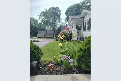 20 Drexel St, Worcester, MA 01602 - Photo 12