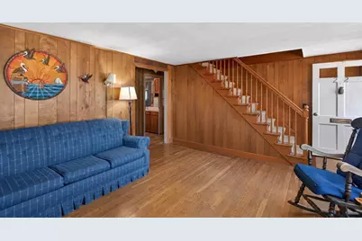 22 Myrtle Ave, Acushnet, MA 02743 - Photo 10