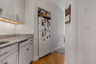13 Harvard, Boston, MA 02129 - Photo 8