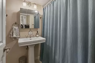 125 Pembroke, Boston, MA 02118 - Photo 14