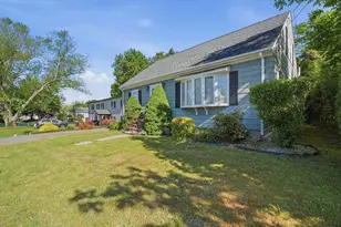 6 Guillotte St, Acushnet, MA 02743 - Photo 2