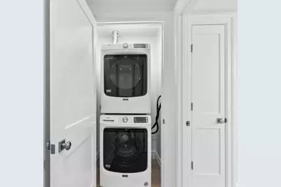519 E 2nd St #307, Boston, MA 02127 - Photo 8