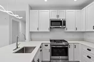 519 E 2nd St, Boston, MA 02127 - Photo 2