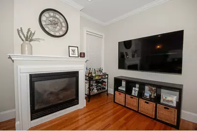 2 Burnham Pl #2, Boston, MA 02127 - Photo 4