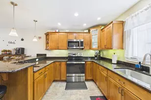115 Almy St, Fall River, MA 02720 - Photo 10