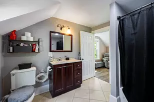 138 Charlton St, Southbridge, MA 01550 - Photo 22
