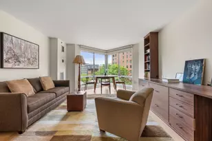 75-83 Cambridge Pkwy, Cambridge, MA 02142 - Photo 2