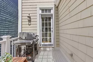 7 Mystic St, Boston, MA 02129 - Photo 12
