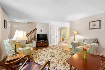 15 Pinecrest Vlg #15, Hopkinton, MA 01748 - Photo 4