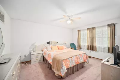 109 Darby Rd, Brockton, MA 02302 - Photo 12