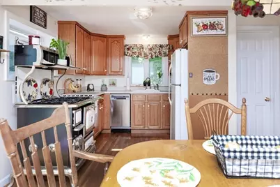 255 Lake St, Haverhill, MA 01832 - Photo 12
