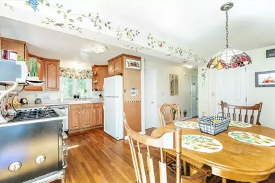 255 Lake St, Haverhill, MA 01832 - Photo 14