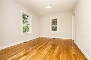 18 Cottage Park Ave, Cambridge, MA 02140 - Photo 2