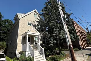18 Cottage Park Ave, Cambridge, MA 02140 - Photo 8