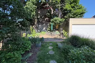 18 Cottage Park Ave, Cambridge, MA 02140 - Photo 12