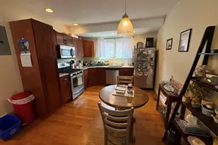 18 Cottage Park Ave, Cambridge, MA 02140 - Photo 2