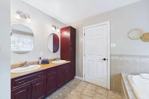 277 Tarkiln Hill Rd, New Bedford, MA 02745 - Photo 26