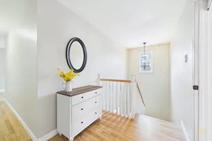 277 Tarkiln Hill Rd, New Bedford, MA 02745 - Photo 18