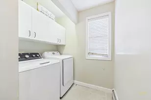 277 Tarkiln Hill Rd, New Bedford, MA 02745 - Photo 14
