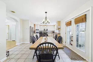 277 Tarkiln Hill Rd, New Bedford, MA 02745 - Photo 8