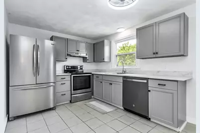 15 Crescent St #D, Lawrence, MA 01841 - Photo 8