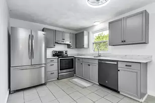 15 Crescent St, Lawrence, MA 01841 - Photo 8