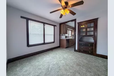 48 Fountain St #48, Medford, MA 02155 - Photo 4