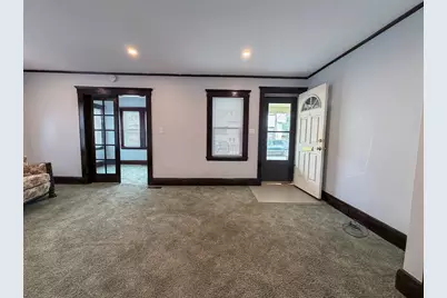 48 Fountain St #48, Medford, MA 02155 - Photo 2