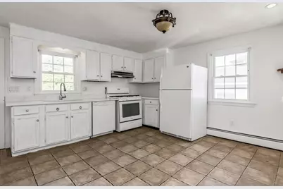 23 Hobson St #23, Lawrence, MA 01841 - Photo 4