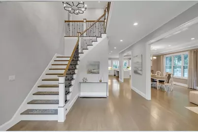 112 Osborne Path, Newton, MA 02459 - Photo 2