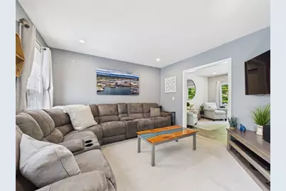 75 Erin Ct, New Bedford, MA 02745 - Photo 12