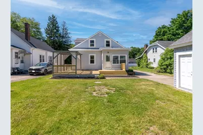 35 Brook St, Seekonk, MA 02771 - Photo 2