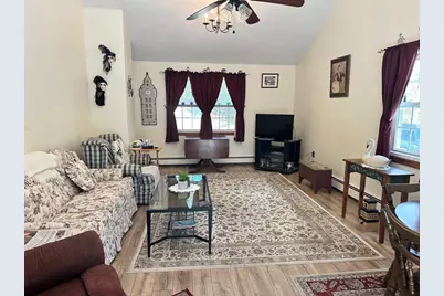 10 Pinecrest Rd #10, Uxbridge, MA 01569 - Photo 6
