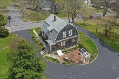 19 Montello St, Middleborough, MA 02346 - Photo 2