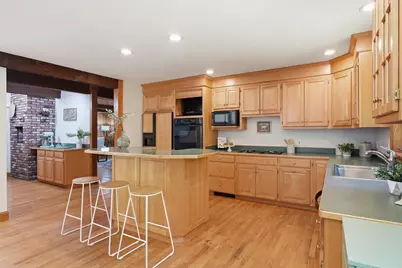 770 Boxford Street, North Andover, MA 01845 - Photo 10