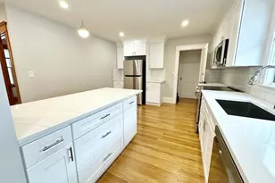 75 Governor Winthrop Rd, Somerville, MA 02145 - Photo 4