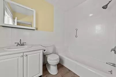25 Franklin St, Woburn, MA 01801 - Photo 12