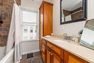 10 Peters St #3, Boston, MA 02127 - Photo 8