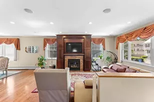 296 College Farm Rd, Waltham, MA 02451 - Photo 4