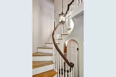 124 Beacon #1F, Boston, MA 02116 - Photo 6