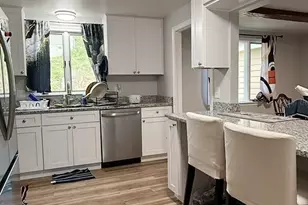 425 High St, Randolph, MA 02368 - Photo 6