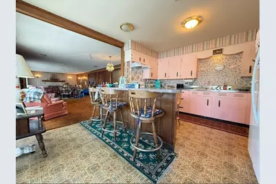 20 Indian Point Rd, Webster, MA 01570 - Photo 4