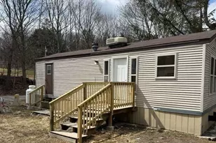 40 Albany Rd, West Stockbridge, MA 01266 - Photo 2
