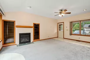 25 Wehr Rd, Hampden, MA 01036 - Photo 18