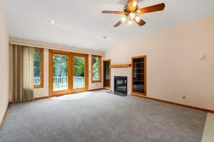 25 Wehr Rd, Hampden, MA 01036 - Photo 16